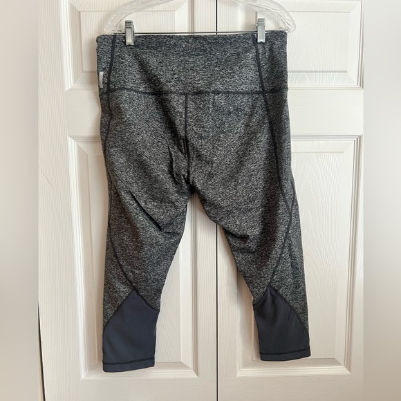 Zella Charcoal Heather Crop Leggings - Picture 4 of 5